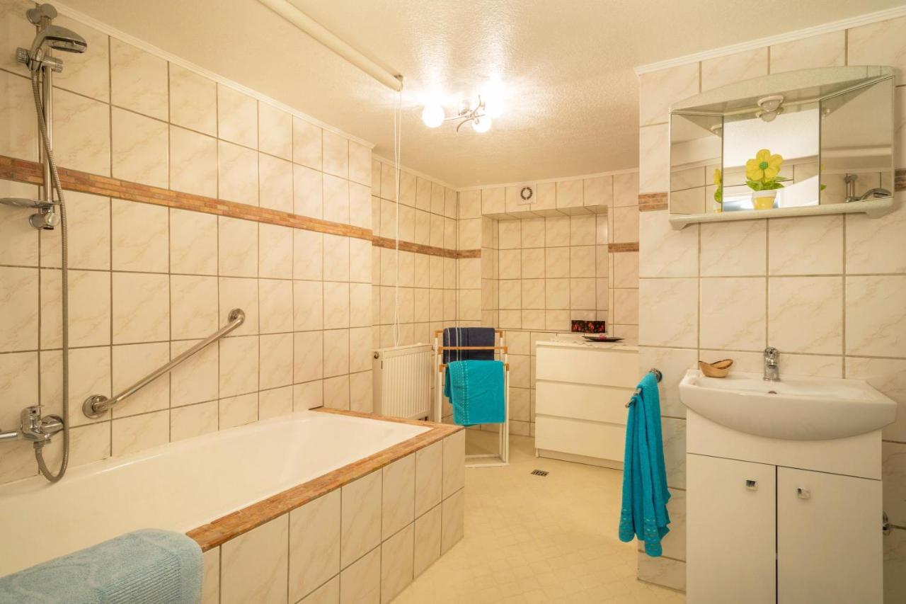 Lochdomizil Appartement Grunkraut Buitenkant foto